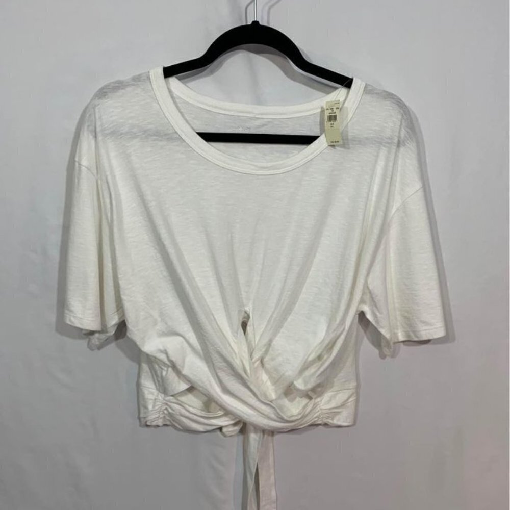 Aerie cropped t-shirt. White. Cross over with bow tie in back. New with tags. Si